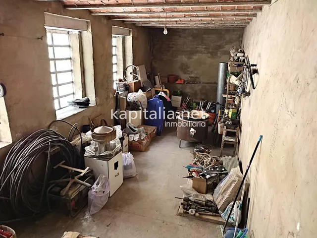 CASA CON GARAJE A LA VENTA EN BANYERES DE MARIOLA. — 15
