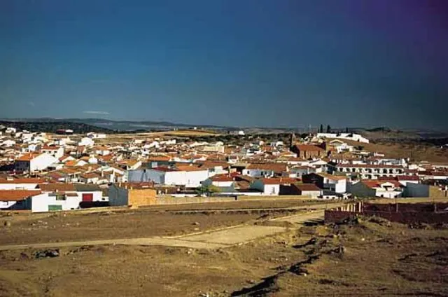 SE VENDE SOLAR PARA EDIFICAR EN BADAJOZ — 4