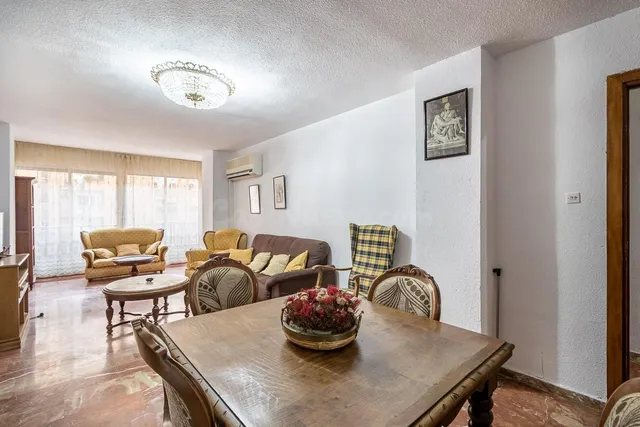 MAGNIFICA VIVIENDA EN LAS FLORES - CAMINO DE RONDA — 3