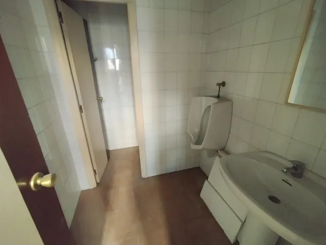 LOCAL DE ESQUINA DE 222 M2 - CO. MAGROS — 13