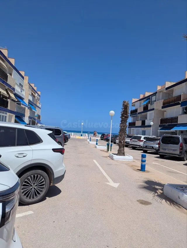 Piso tipo Estudio en el Km 1,5 de la Manga del Mar Menor - foto 2