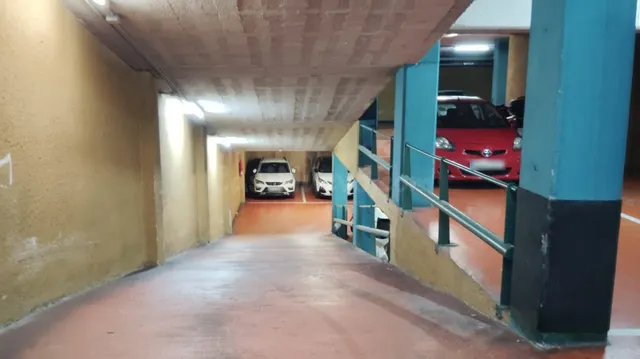 Parking 12m² en alquiler - Eixample - foto 4