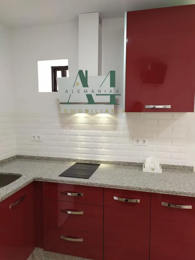Apartamento turístico en Parte Antigua - foto 4
