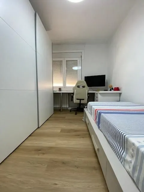 Amplio y Moderno Piso Reformado en la zona del Rectorat — 9