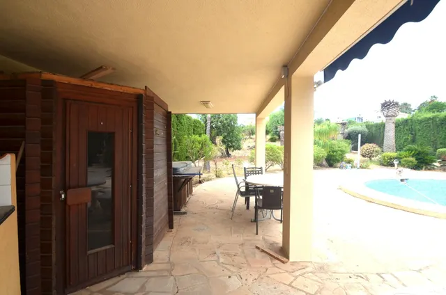 SE VENDE MAGNIFICA VILLA EN LA NUCIA — 15