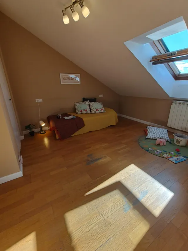 ENAMORATE A UN PESTAÑEO ¡Tu nuevo hogar en Villaobispo te está esperando! ✨ — 36