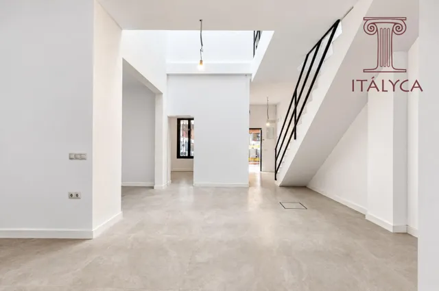 Casa de obra nueva en venta en calle Niño Perdido — 38