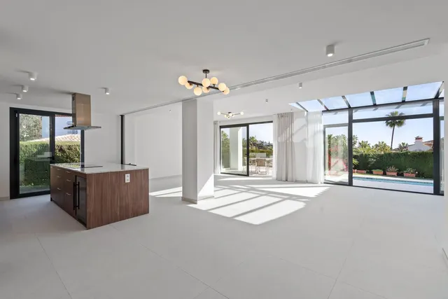 Chalet 4 habitaciones 181m² en venta - Marbella — 12