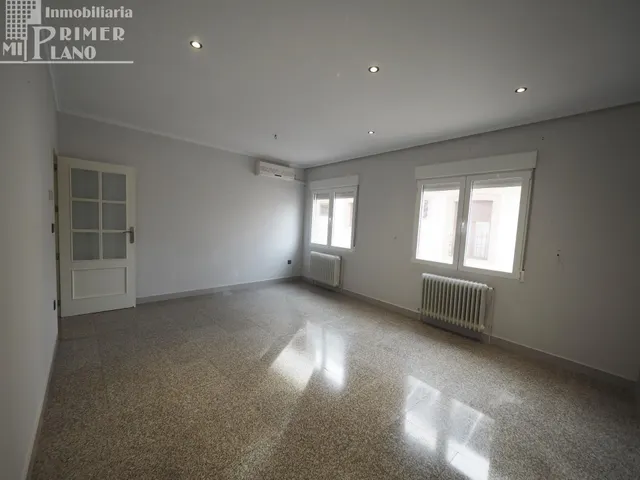 Amplia Casa en Tomelloso con Garaje Privado y Buhardilla — 14