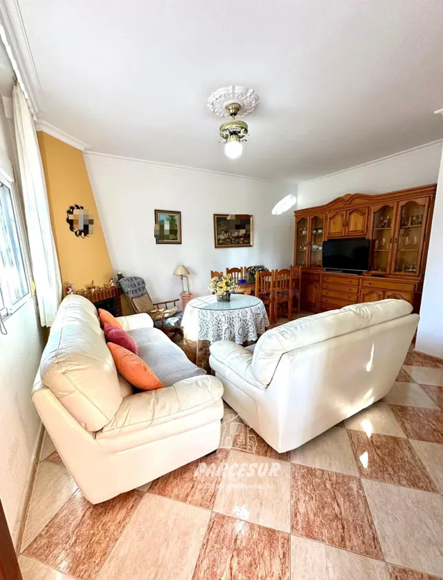 Bonita casa con piscina en Ctra Palma del Río a 5 minutos de - foto 5