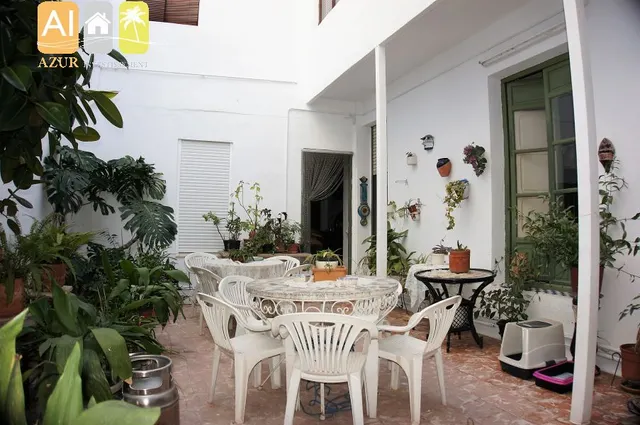 Tres casas independientes — 32