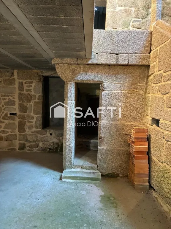 CASA DE PIEDRA CON ENCANTO RURAL — 20