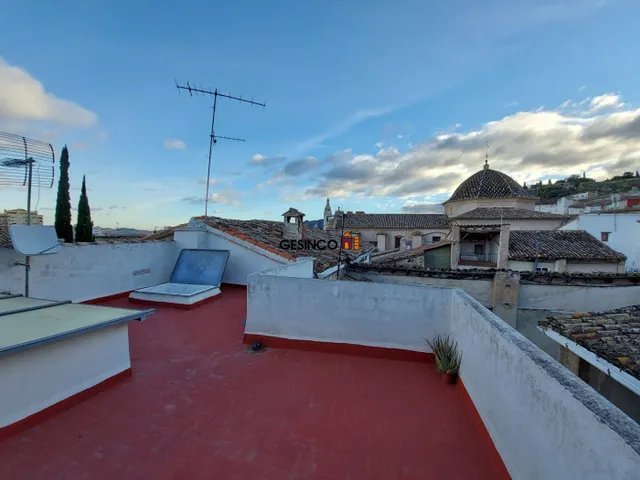 ENCANTADORA CASA REFORMADA, EN CASCO ANTIGUO — 16