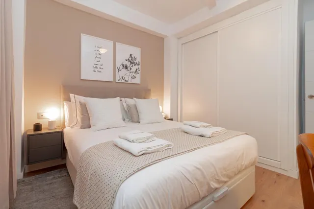 ¡¡¡¡¡ ATENCIÓN INVERSORES!!!!  PISO DE 4 habitaciones CON LICENCIA TURÍSTICA CON ALTA RENTABILIDAD — 44