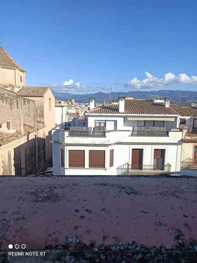 Casa en el centro de Roquetes , con tres pisos y bajos — 10