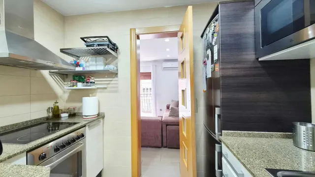Piso reformado de tres habitaciones — 9