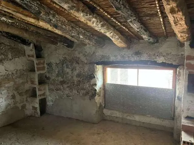 Casa adosada para reformar en Gorga – NO ADMITE VISITA. — 6