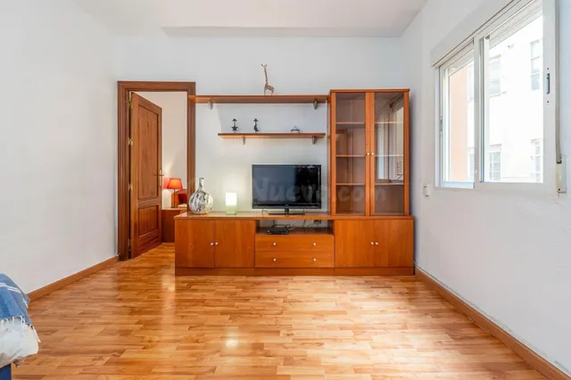 *SE ALQUILA PISO POR habitaciones 350 € X habitación EN CALL - foto 5