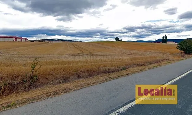 Suelo industrial entre Miranda del Ebro y Vitoria - foto 5