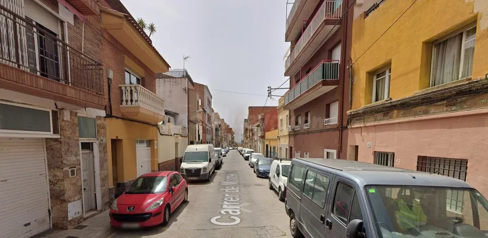 PISO EN BADALONA