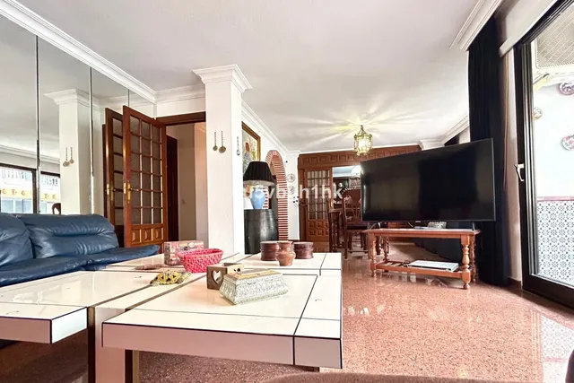 Apartamento 4 habitaciones 217m² en venta - Centro — 35