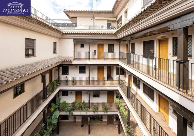 Ático de 1 dormitorio en barrio de Monachil. — 11
