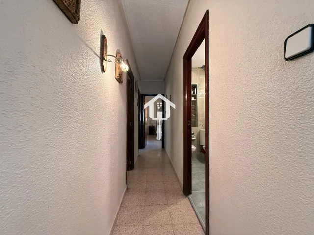 PISO EN VENTA EN ALICANTE. ZONA VIRGEN DEL REMEDIO.100m2, 3 habitaciones, 1 BAÑO, BALCÓN, CUARTA PLANTA CON ASCENSOR — 20