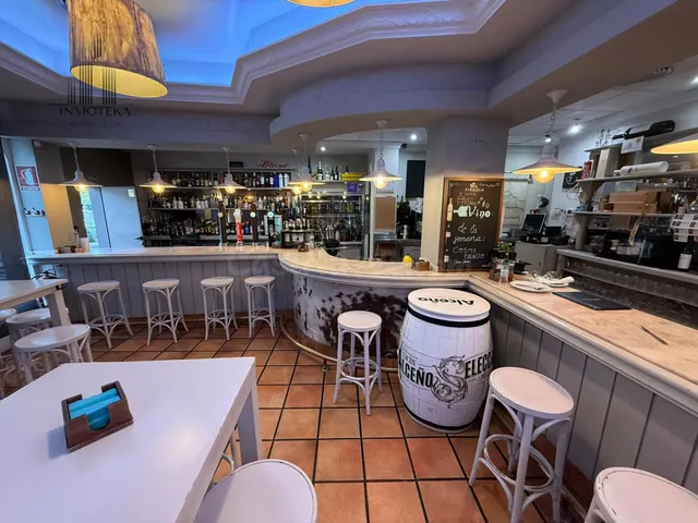 REF: C135 GRUPO INMOTEKA INMOBILIARIA TRASPASA RESTAURANTE Z - foto 2