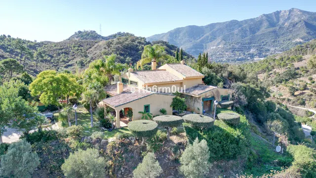 Finca rústica 5 habitaciones 375m² en venta - Ojen pueblo - foto 2