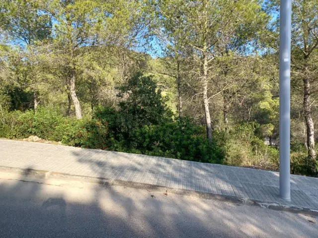 Terreno urbano edificable en venta de 1287 m2 en CASTELLET I LA GORNAL — 13