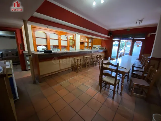 BAR RESTAURANTE EN MARIÑAMANSA.