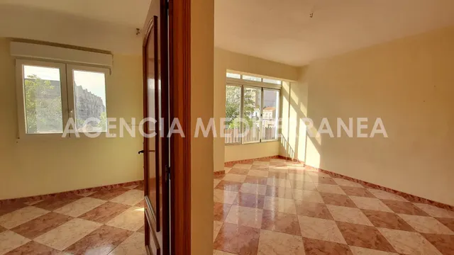 Piso en venta con ascensor en Valencia — 10