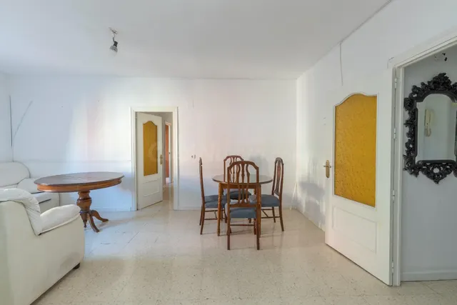 VENTA DE PISO EN EL BARRIO DE CASERIO DE MONTIJO DE 3 DORMITORIOS CON POSIBILIDAD DE 4 DORMITORIOS EN EDIFICIO CON ASCENSOR — 3