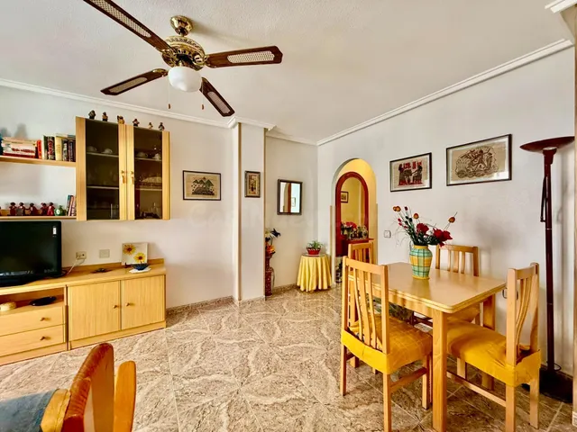 2 dormitorios + garaje, a 200 metros playa de los Naufragos — 4