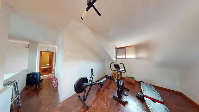 Espectacular Piso en Talamanca de Jarama con Amplia Terraza y Piscina Comunitaria — 25