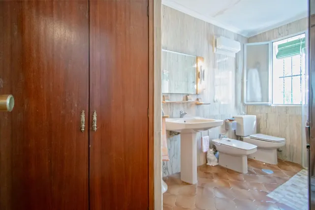 Magnífica casa junto a la Puerta del Osario, Sevilla — 26