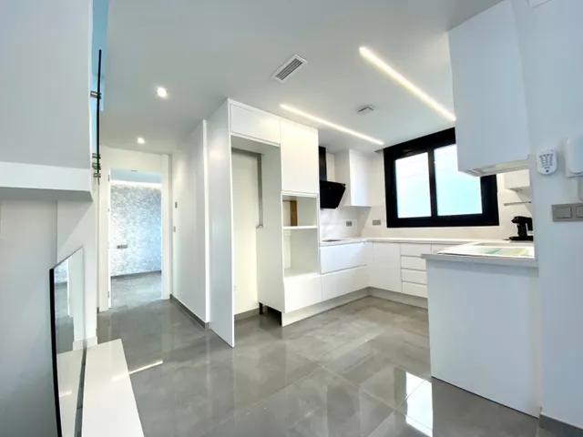SOL8VIDAL SELLS VILLA IN TORREVIEJA — 6