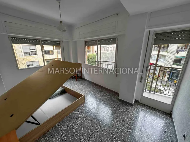 VIVIENDA DE 4 DORMITORIOS EN EL CENTRO DE ORIHUELA — 14