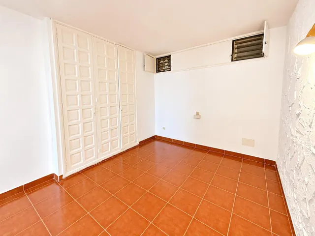 ## Espectacular apartamento en primera línea de mar con impresionantes vistas y acceso directo a la playa — 15