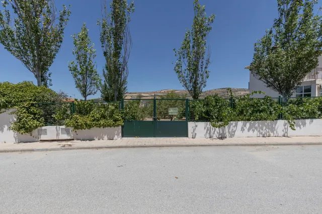 Terreno urbano en la aldea de los Bermejales, termino de Arenas del Rey — 24