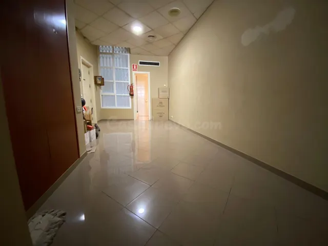 Amplia Oficina en el Centro Histórico de Lleida por €110,000 - foto 5