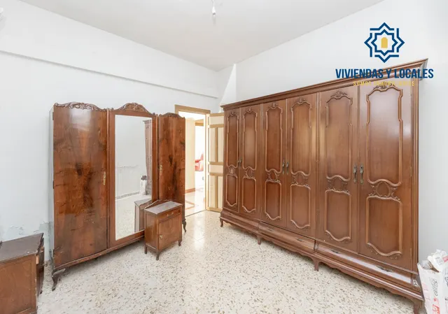 ¡CASA EN UNA SOLA PLANTA, CREA TU VIVIENDA IDEAL EN ALBOLOTE! Casa en una sola planta con patio, garaje y un gran potencial. — 19