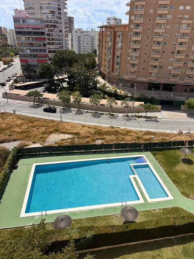 FANTÁSTICO PISO CON VISTAS AL MAR EN UNA DE LAS MEJORES ZONAS DE ALICANTE — 23