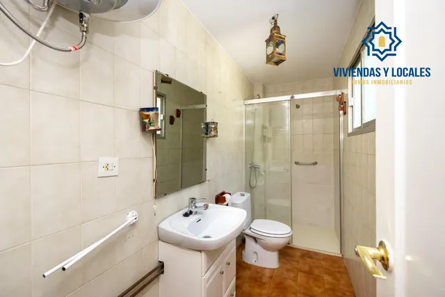 Preciosa casa en Ogíjares con piscina y jardín — 14