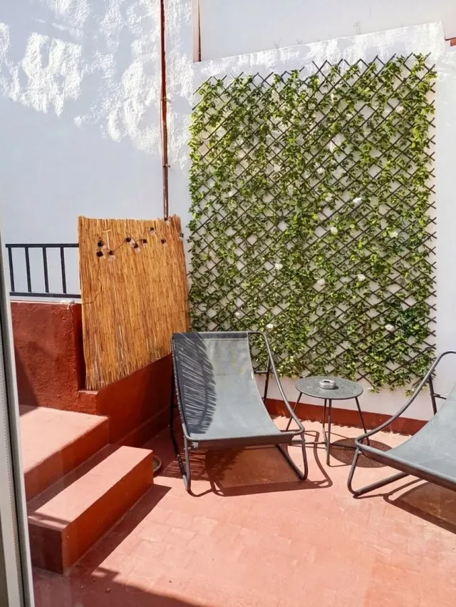 Piso reformado de 100 m2 con patio privado en Calle Barrio Nuevo — 14