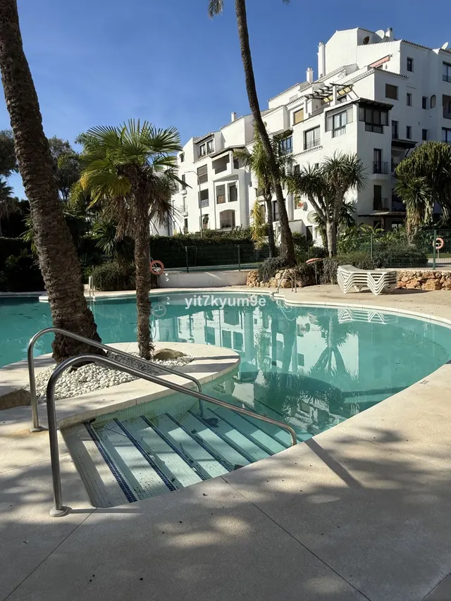 Apartamento 1 habitación 80m² en venta - Marbella — 46