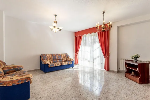 GRAN PISO EN LOS VILLARES - JAEN — 2