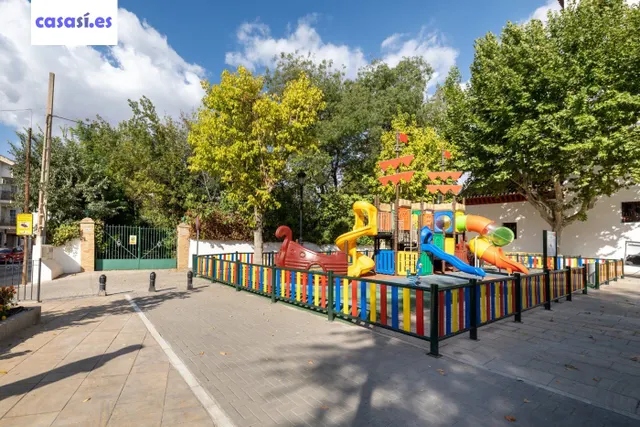 Fantástico y amplísimo local en el centro de Ogíjares — 18