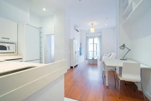 Precioso apartamento junto Avenida Menéndez Pelayo!!! — 12