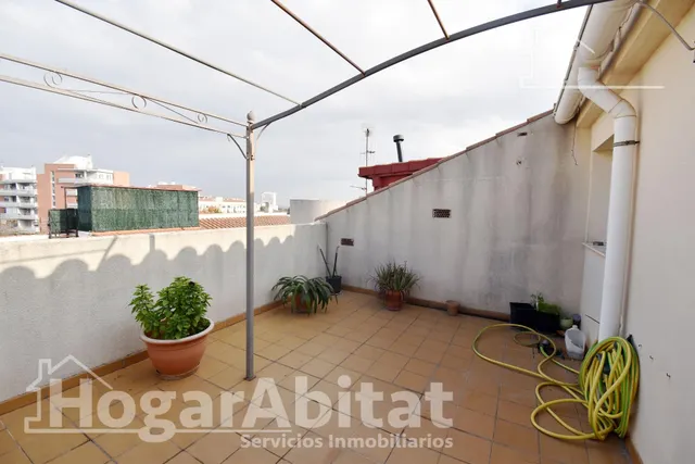 AMPLIO ÁTICO DÚPLEX CON GARAJE Y DOS TERRAZAS SOBRE LA AV DE ALCORA — 11